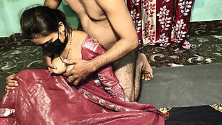 Indian newly Couple Saree hard fucking Desi Beautiful Indian Girl Tight Pussy First Time Hardcore missionary style Sex Video