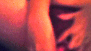 Milf playing to hard orgasme