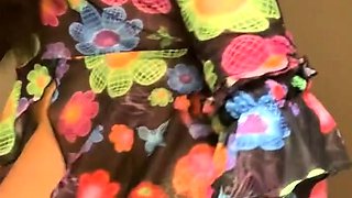 Big boob brunette masturbates on webcam