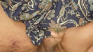 Arabian Mom Trying to Squirt in Her Bedroom