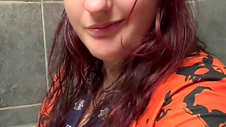 BBW Eye Contact Toilet Farts and Log Plops Intimate POV with Bella Blast