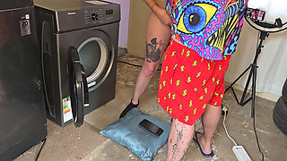 Stepsis Got Stuck in the Washing Machine and I Just Had to Fuck Her Flowering Pussy