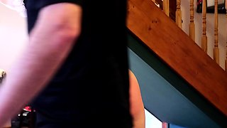 Blonde solo jerking off