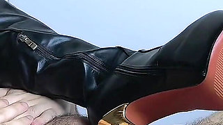 Disgust Training with Lena