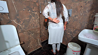 Jija Sali Bath Fuck- Desi Indian Sister-in-law Seduced and Fucked by Jija Ji, When She Taking Shower.