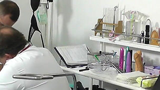 Mature gyno - Installed in obgyn clinic caught medic fucking female patient