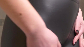 Hot Stepsis Teases Wet Camel Toe in Leather Leggings