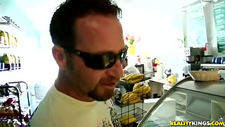 MILF Hunter - Hotel Beach Snack Stop Juliie Lets Taste Flavor Then Hunter Takes Her Home to Fuck