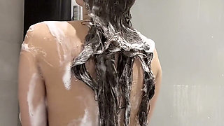 My Little Loves, This Is a Little Treat for You Come Take a Shower with Me?!