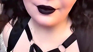 Pirate Whore Loves Her Face Fucked