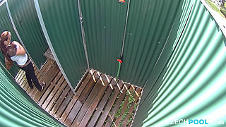 Czech Pool 47: Exposed Redhead