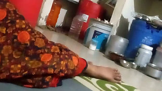 Seeing a woman in the house and making a penis stand