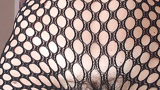 MILF Camgirl Jess Ryan Ass Shaking in a Fishnet Body Stocking