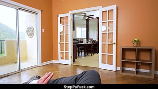 The Prankster Gets Pranked With Ellie Nova, Mike Mancini