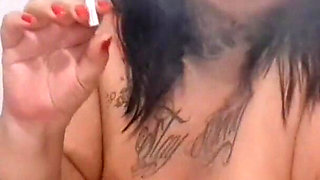 BBW Smoking on a Soft-seat Toilet