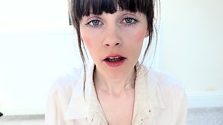 Brunette Solo Webcam Masturbation